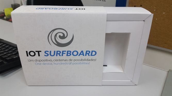 Foto: Caixa vazia da IoT Surfboard